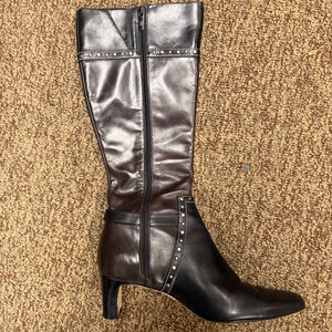 Women's Brighton TAOS Heeled Boots Size 8 Brown and Black Leather